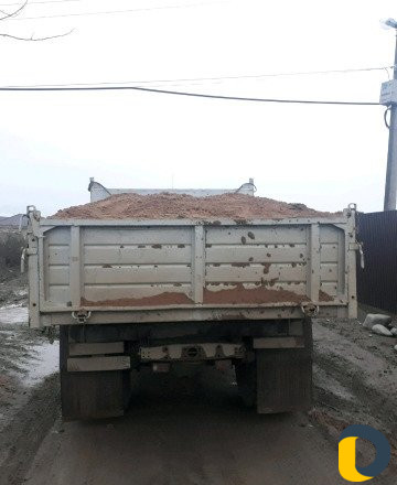 Морской песок, щебень, дрова