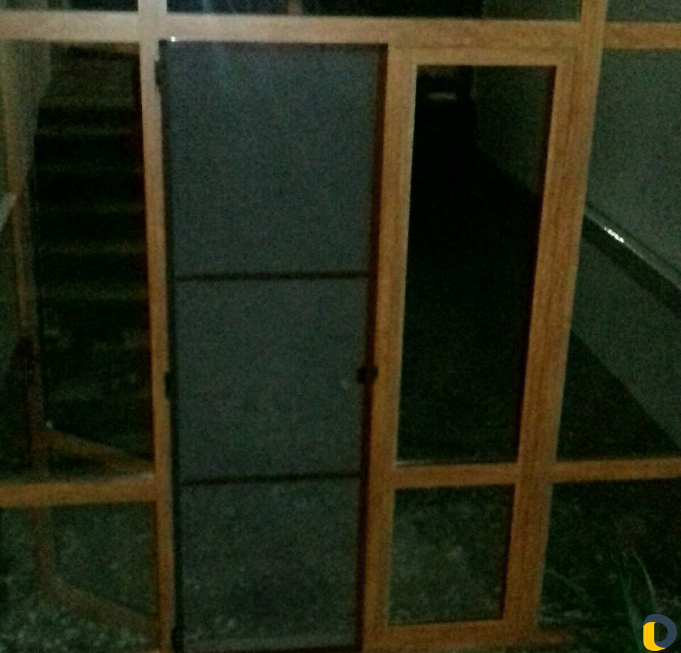 Москитные сетки на окна и двери