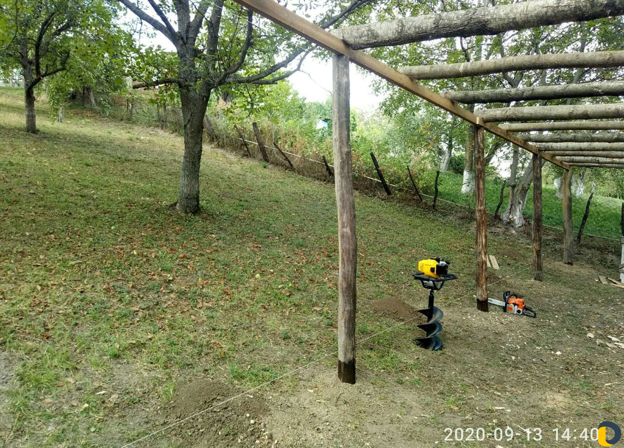Мотобур