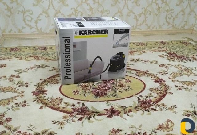 Моющий пылесос karcher