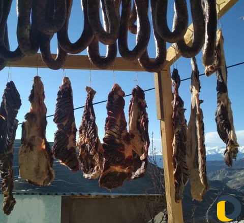 Мясо и колбаса сушеные на заказ