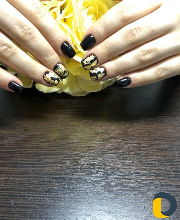 Наращ ногтей и обучение