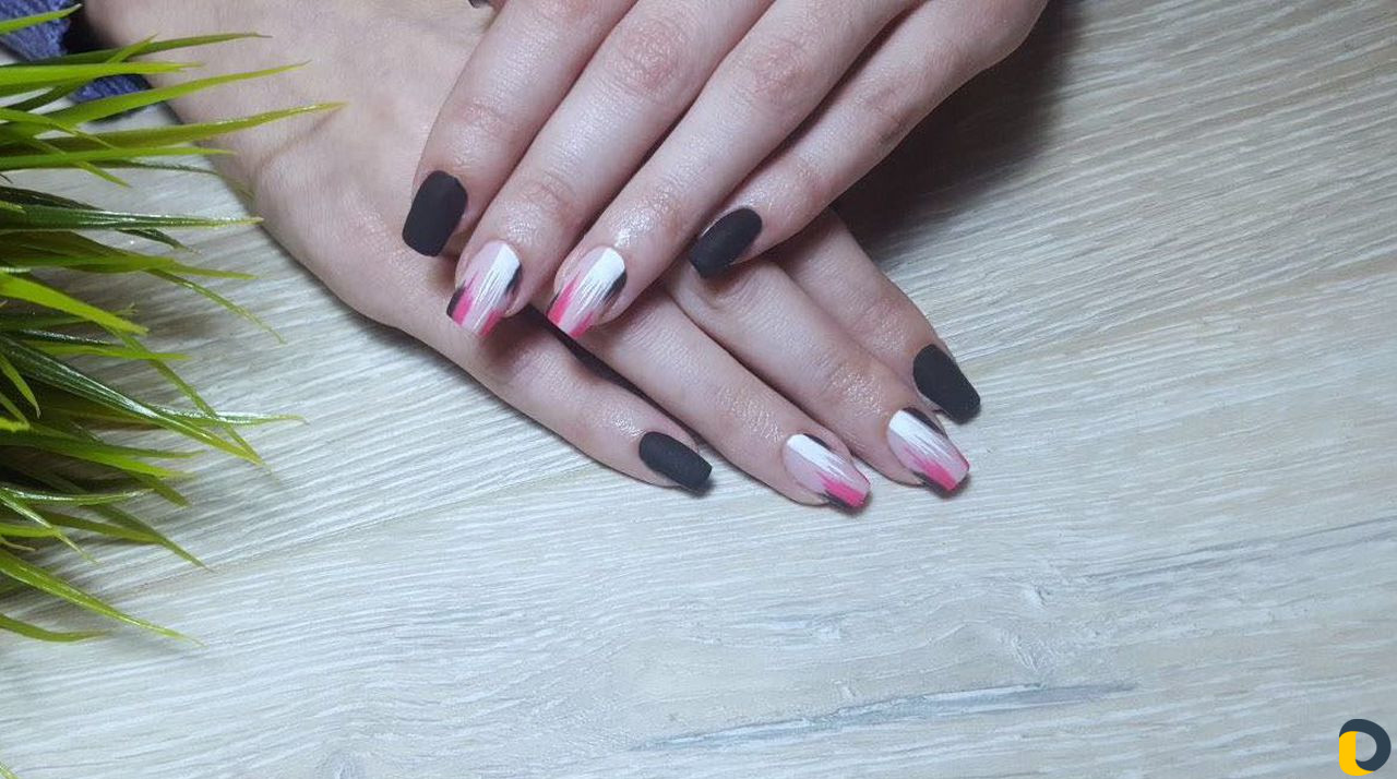 Наращивание, маникюр, педикюр стерильным инструмен