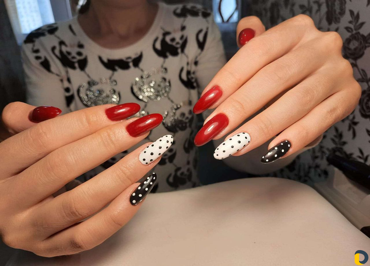 Наращивание ногтей на дому