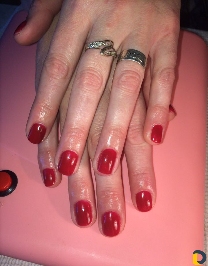 Наращивание ногтей на дому