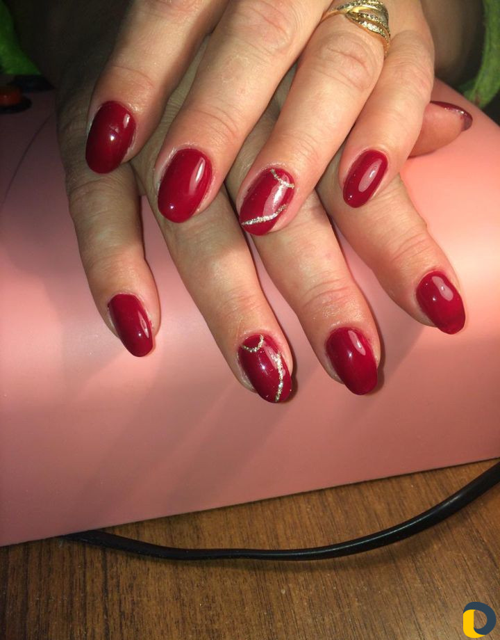 Наращивание ногтей на дому