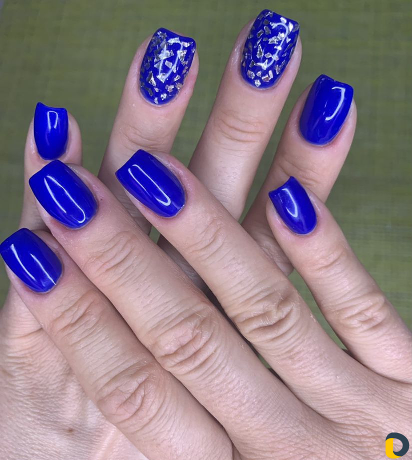 Наращивание ногтей, покрытие гель-лак