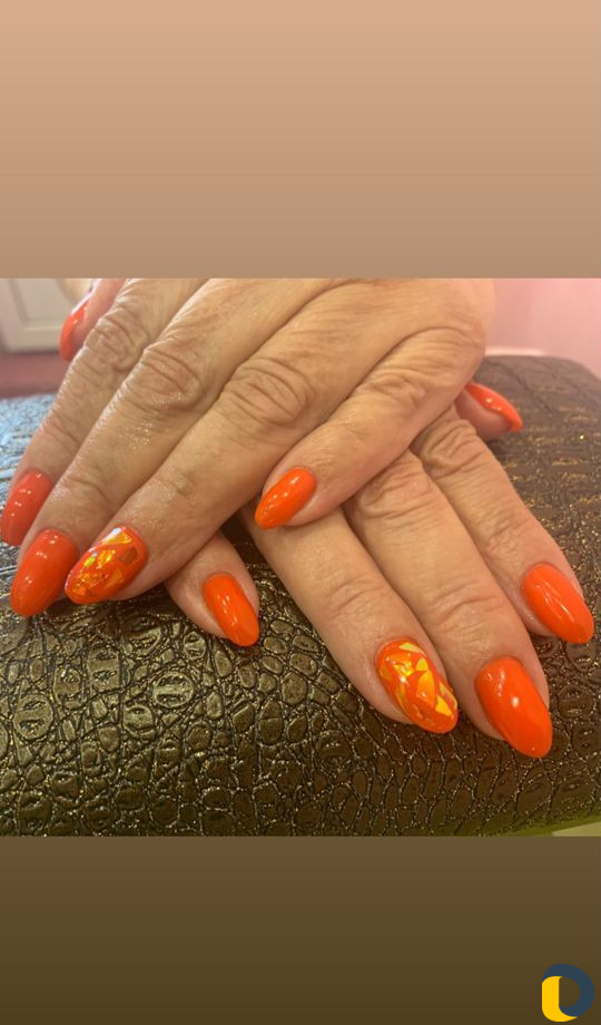 Наращивание ногтей, покрытие гель-лак