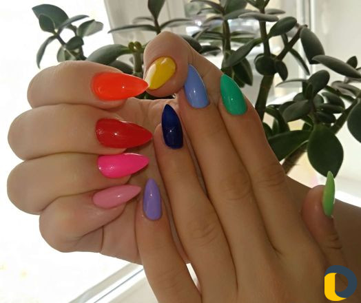 Наращивание ногтей