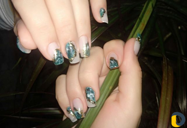 Наращивание ногтей