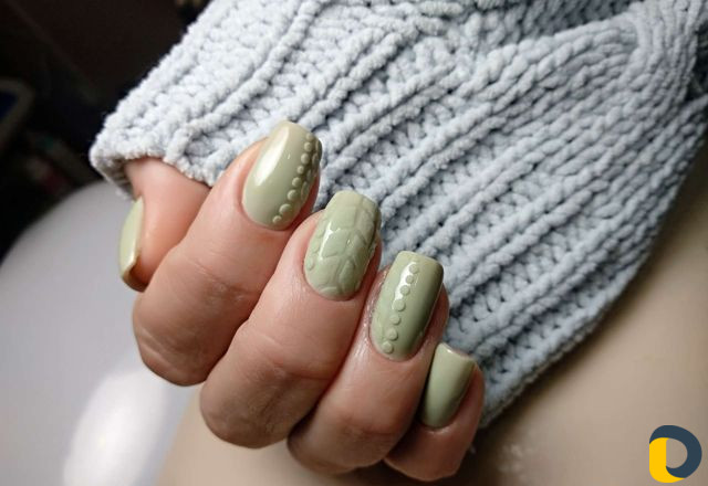 Наращивание ногтей