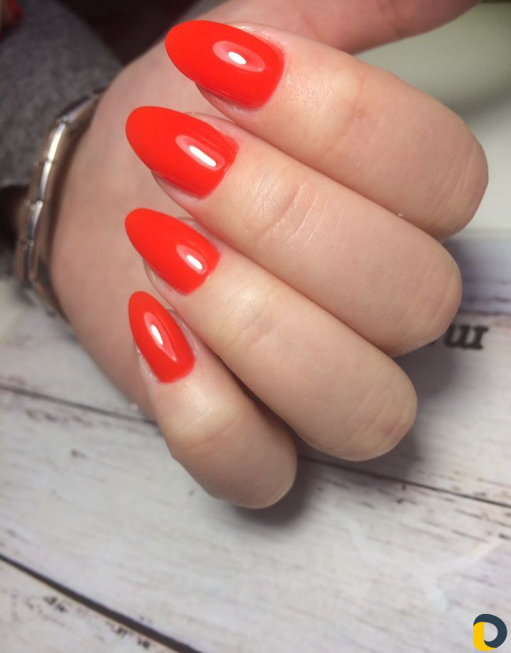 Наращивание ногтей