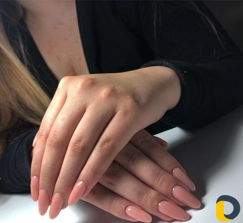 Наращивание ногтей