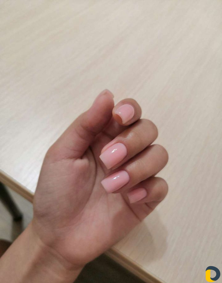 Наращивание ногтей