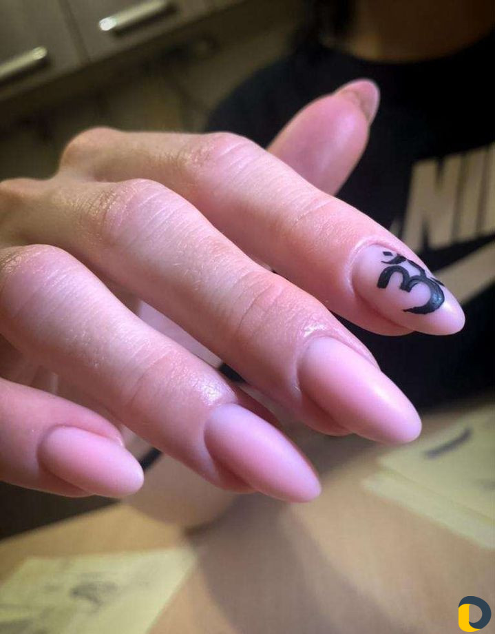 Наращивание ногтей