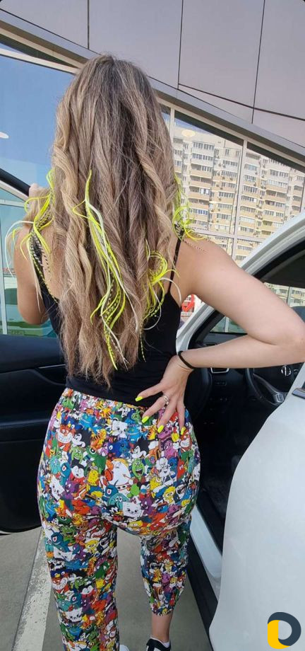 Наращивание перьев в волосы