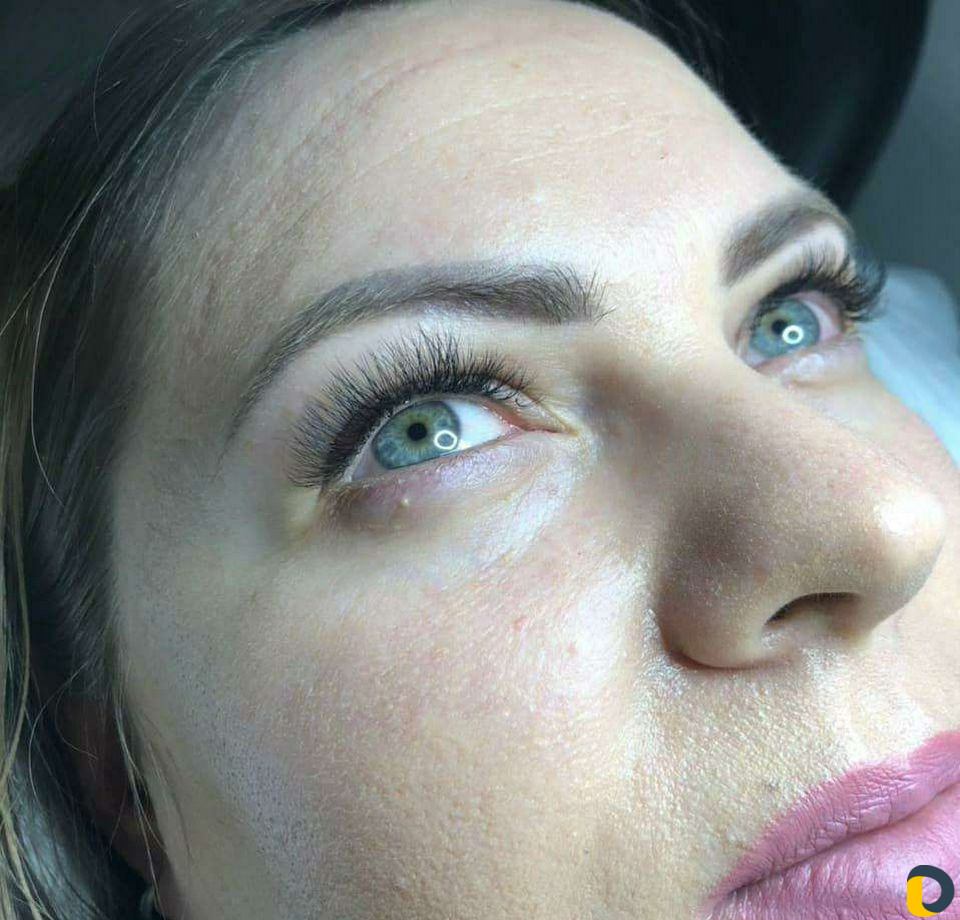 Наращивание ресничек