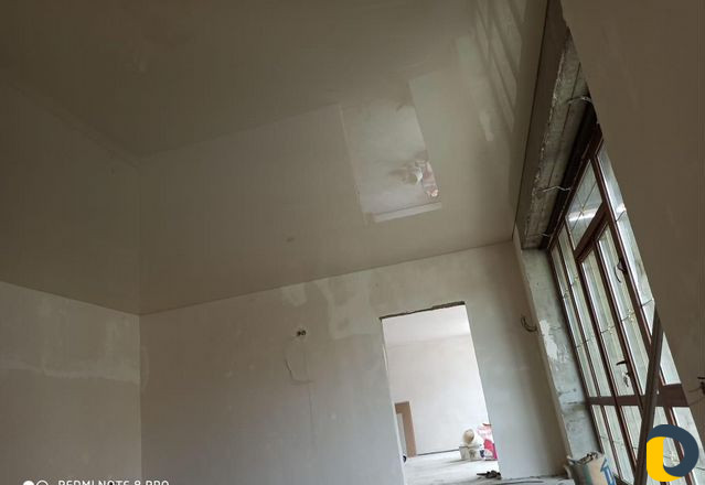 Натяжной потолок