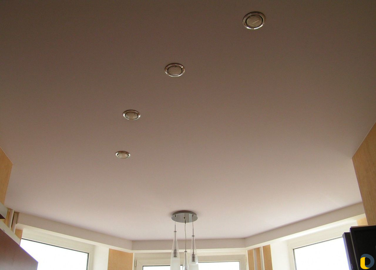 Натяжные потолки матовые