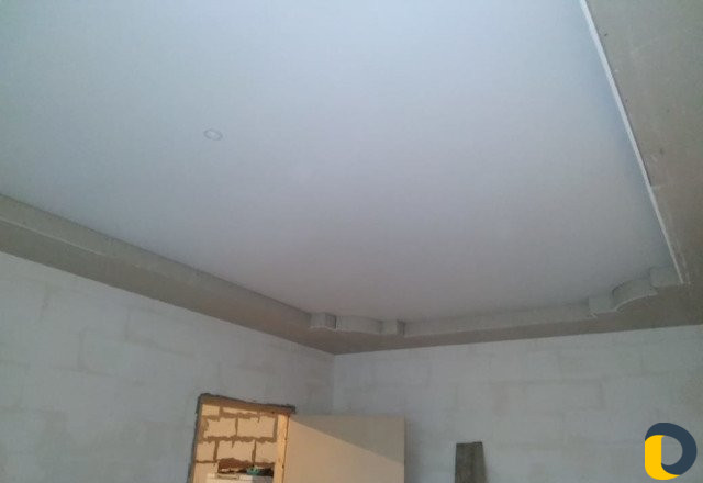 Натяжные потолки от производителя