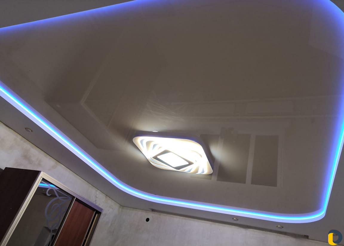 Натяжные потолки