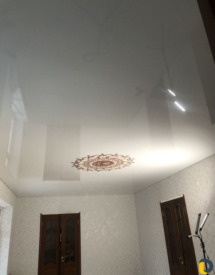 Натяжные потолки