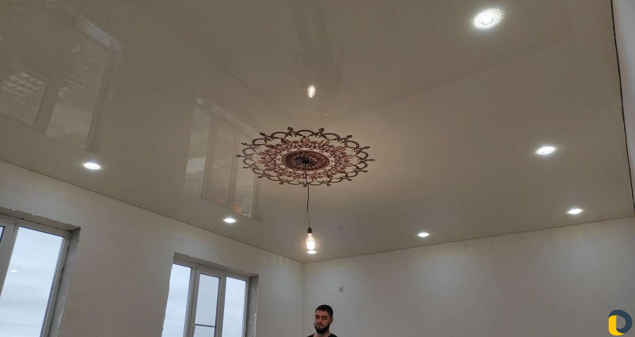 Натяжные потолки