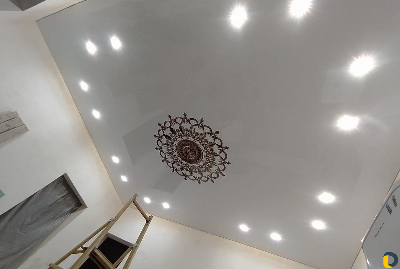 Натяжные потолки