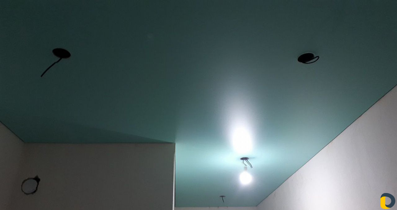 Натяжные потолки