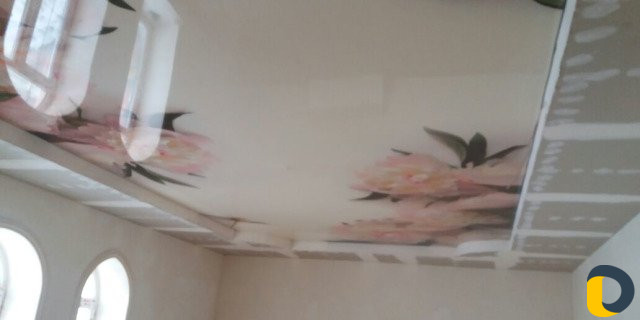 Натяжные потолки