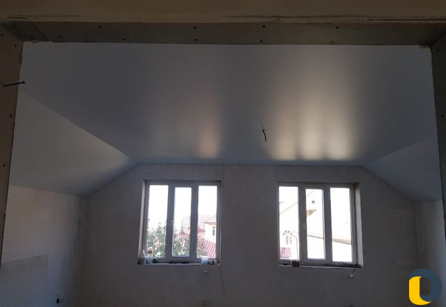 Натяжные потолки