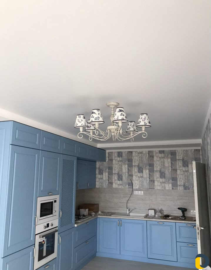 Натяжные потолки