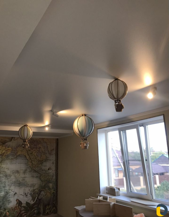 Натяжные потолки