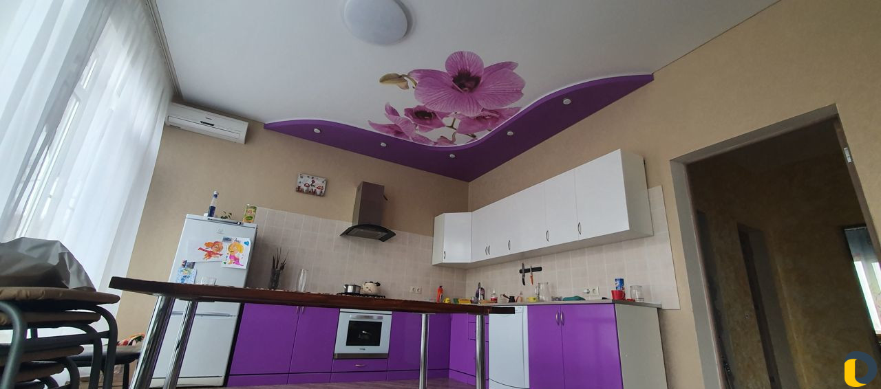 Натяжные потолки