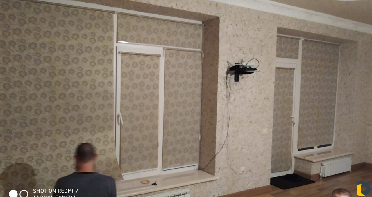 Натяжные потолки жалюзи