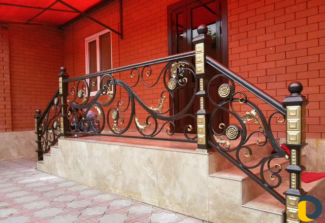 Навес из каричневого карбонаты