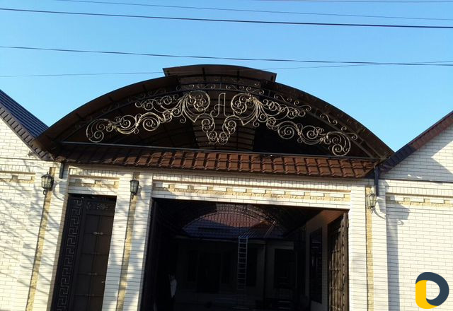 Навес из поликарбоната