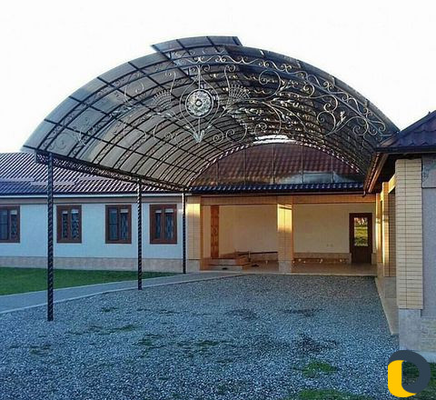 Навес из поликарбоната