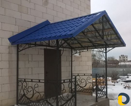 Навесы из поликарбоната и черепицы Дагестан