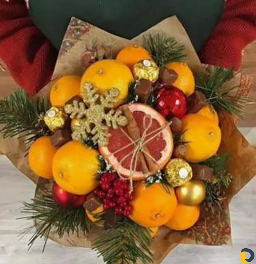 Новогодние подарки и сувениры