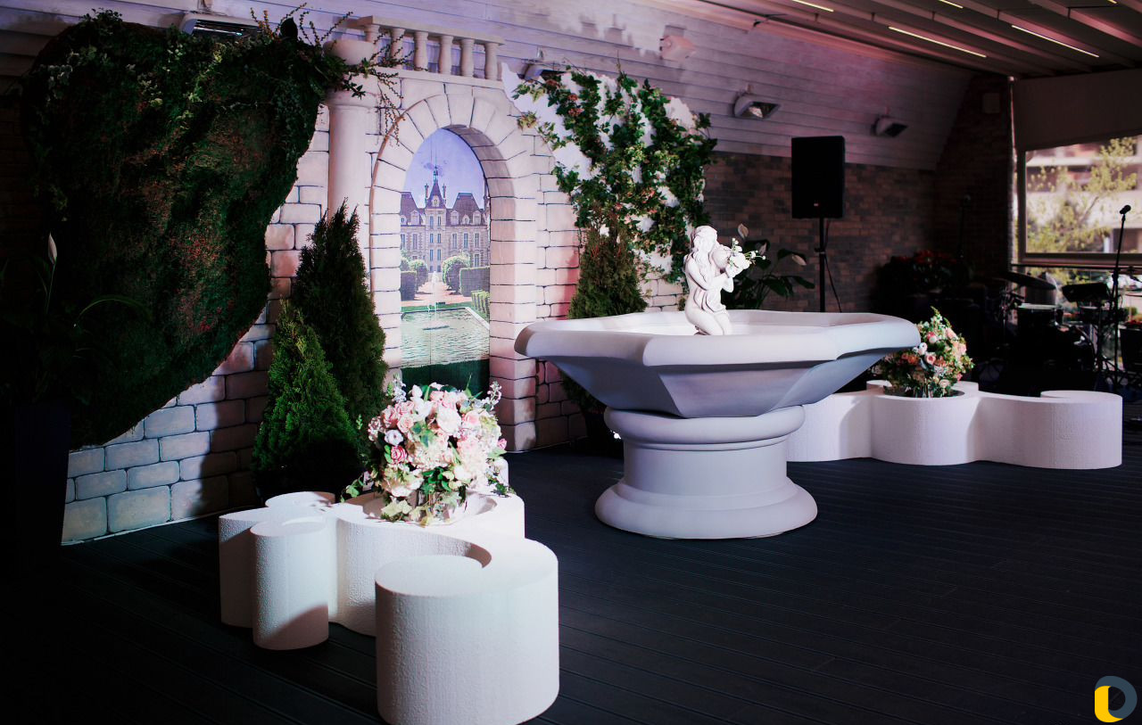 Объемные декорации, муляжи, бутафория, буквы и др