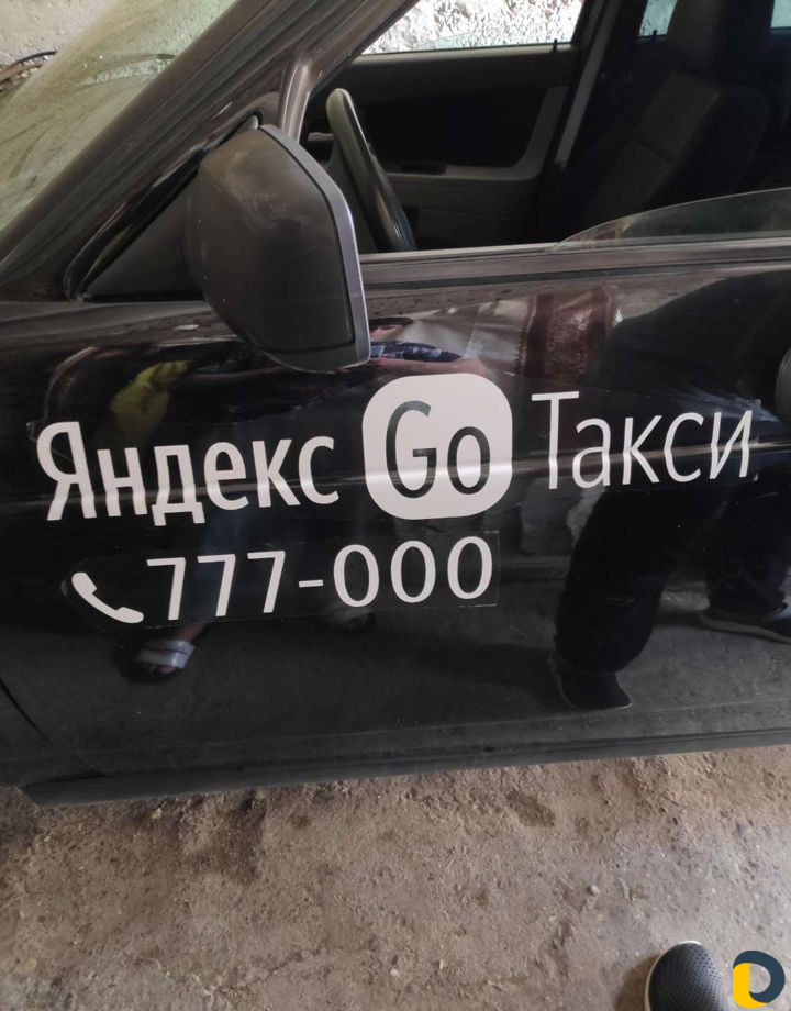 Обклейка авто для работы в такси