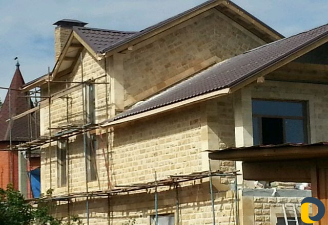 Облицовка домов Дагестанским камнем