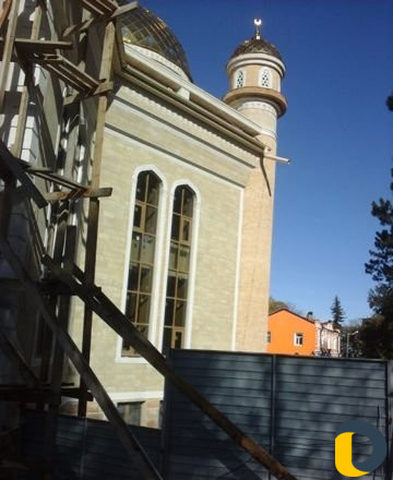 Облицовка домов и коттеджей природным камнем