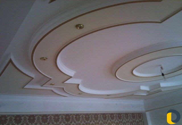 Обои, карнизы, ламинат