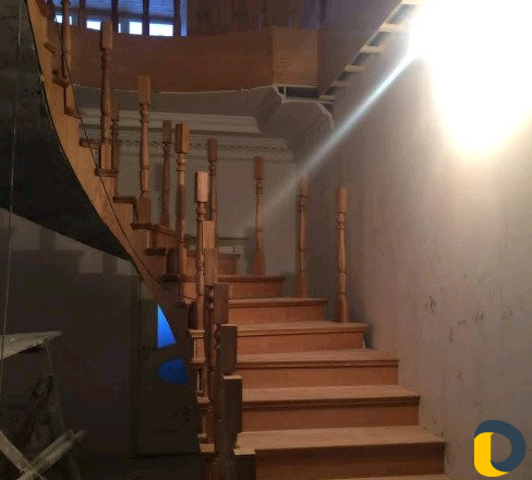 Обшивка лестниц