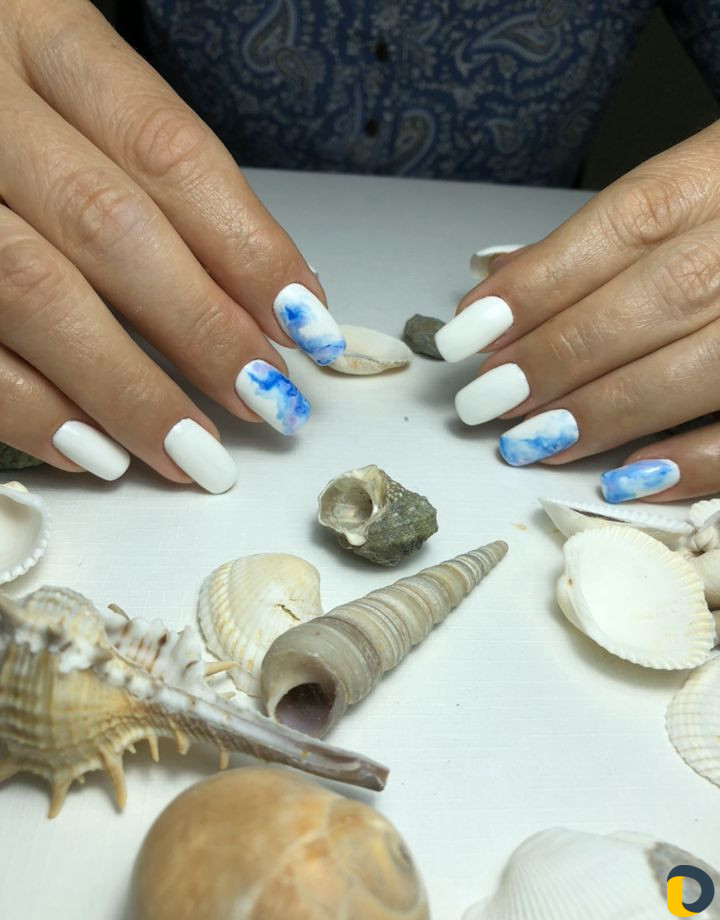 Обучение маникюру покрытие гель лаком под кутикулу