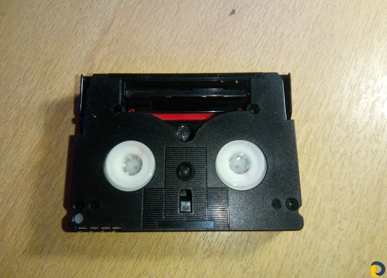Оцифровка MiniDV, VHS и аудио кассет