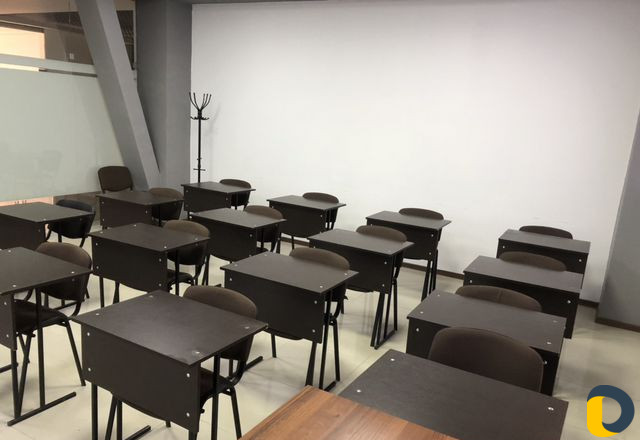 Офисное помещение / аудитория