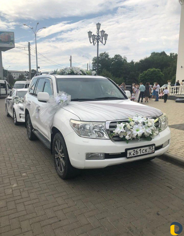 Оформление свадебных авто